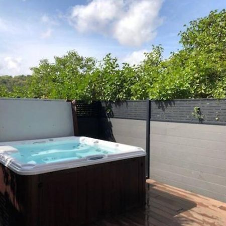 Chambre Avec Acces Jacuzzi Plombieres-les-Dijon Exterior photo